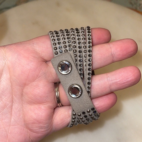 Swarovski grey crystal and silver stud multi-strand wrap around bracelet - Picture 2 of 5